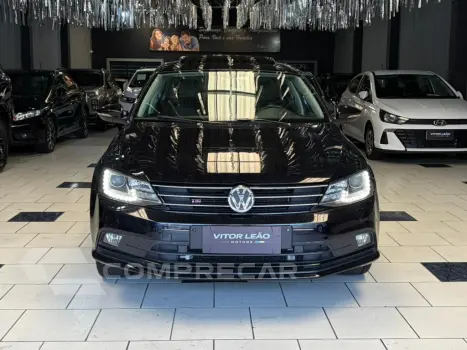 JETTA 2.0 TSI HIGHLINE 211CV GASOLINA 4P TIPTRONIC