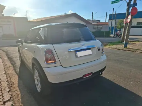 Cooper 1.6 16V Gasolina 2P Manual