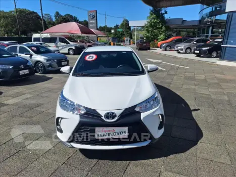 Toyota YARIS 1.5 16V FLEX SEDAN XL MULTIDRIVE 4 portas