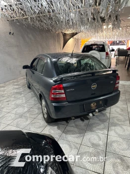 ASTRA 2.0 MPFI Advantage 8V