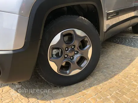 Renegade 1.8 16V Flex 4P Automático
