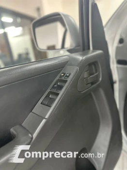 FRONTIER 2.5 XE 4X2 CD Turbo EL