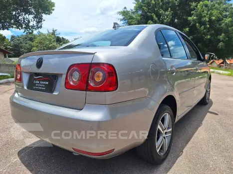 POLO SEDAN 1.6 8V