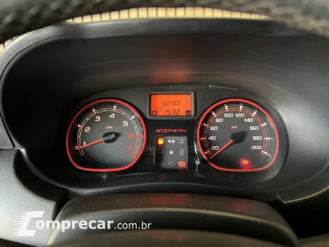 SANDERO 1.6 STEPWAY 16V FLEX 4P AUTOMÁTICO