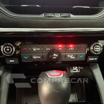 Commander Black Hurricane 2.0 4x4 TB Aut