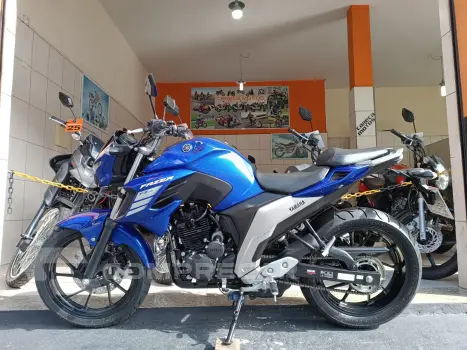 Yamaha FAZER 250