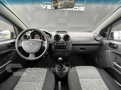 FIESTA 1.6 ROCAM SEDAN 8V FLEX 4P MANUAL
