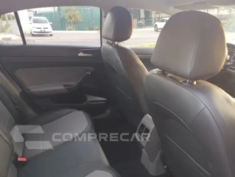 Virtus 1.0 4P 200 TSI FLEX HIGHLINE AUTOMÁTICO