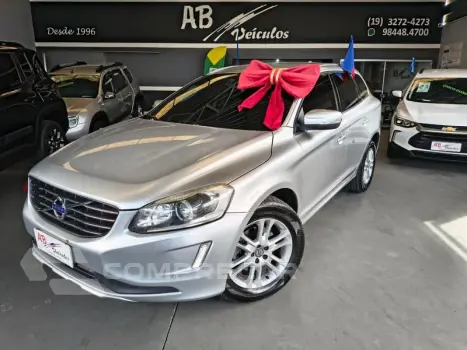 Volvo XC60 2.0 T5 MOM 4 portas