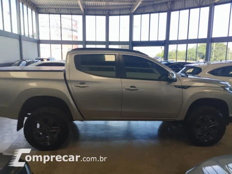 L200 TRITON 2.4 16V Turbo Sport HPE CD 4X4