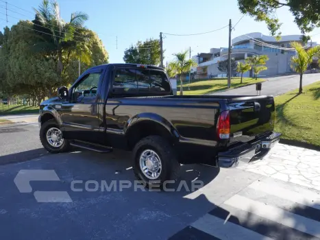 F-250 3.9 XLT 4X2 CS DIESEL 2P MANUAL