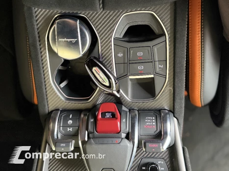 URUS 4.0 V8 Turbo Performance