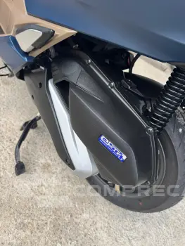 Honda PCX com freios ABS