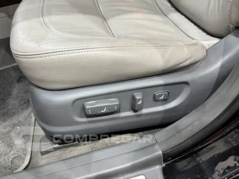AZERA - 3.3 MPFI GLS SEDAN V6 24V 4P AUTOMÁTICO