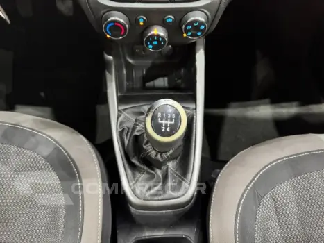 PRISMA - 1.0 MPFI LT 8V 4P MANUAL