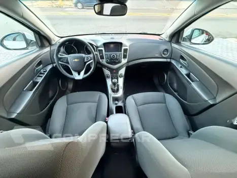 CRUZE HB Sport LT 1.8 16V FlexP. 5p Mec