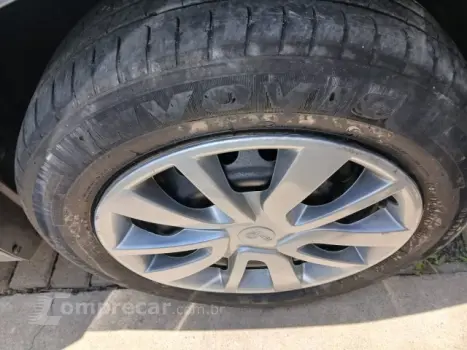 SANDERO - 1.6 EXPRESSION 8V 4P MANUAL