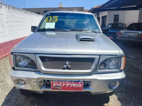 Mitsubishi L200 2.5 4X4 CD 8V Turbo 4 portas