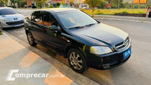 ASTRA 2.0 MPFI Advantage 8V