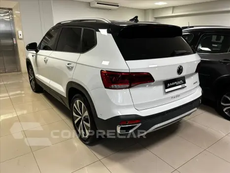TAOS 1.4 250 TSI TOTAL FLEX HIGHLINE AUTOMÁTICO
