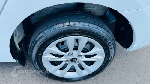 LOGAN 1.0 12V SCE ZEN