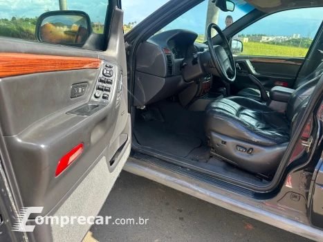 GRAND CHEROKEE 4.7 Limited Quadra Drive 4X4 V8 16V