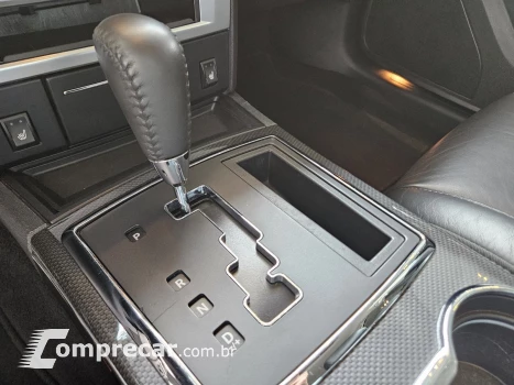 300 C 6.1 Srt8 Hemi Sedan V8 16V