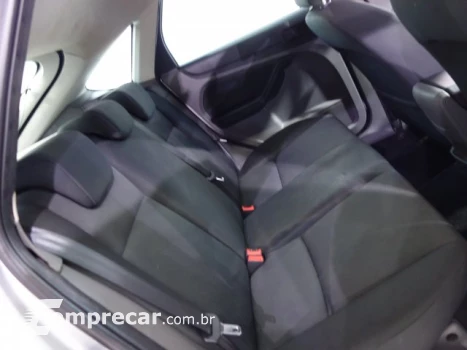 FOCUS HATCH - 2.0 GLX 16V 4P MANUAL