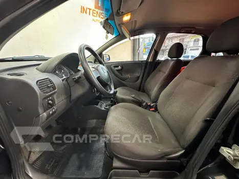 CORSA 1.4 MPFI Premium Sedan 8V