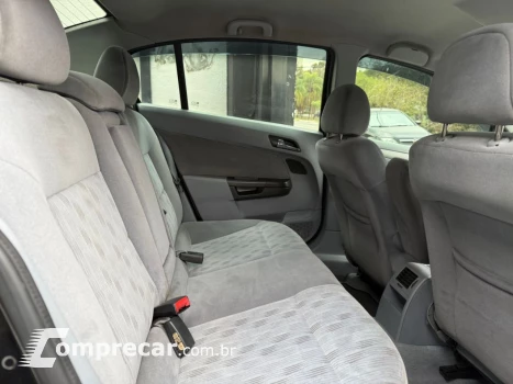 Vectra Elegan. 2.0 MPFI 8V FlexPower Mec