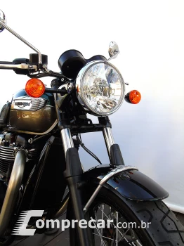 TRIUMPH BONNEVILLE T100 900