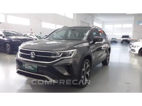 TAOS 1.4 250 TSI TOTAL FLEX HIGHLINE AUTOMÁTICO