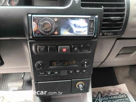 ZAFIRA 2.0 MPFI Elegance 8V