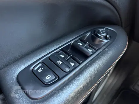 COMPASS 2.0 16V FLEX LONGITUDE AUTOMÁTICO