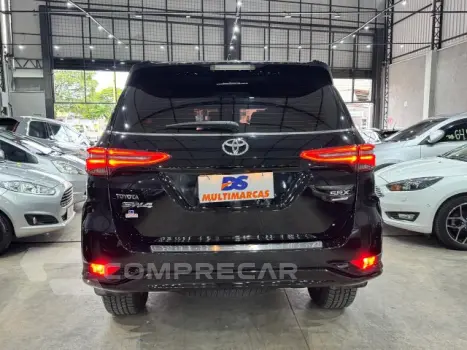 HILUX SW4 - 2.8 D-4D TURBO SRX PLATINUM 4X4 AUTOMÁTICO
