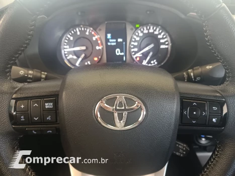 HILUX 2.8 D-4D TURBO CD SRV 4X4 AUTOMÁTICO