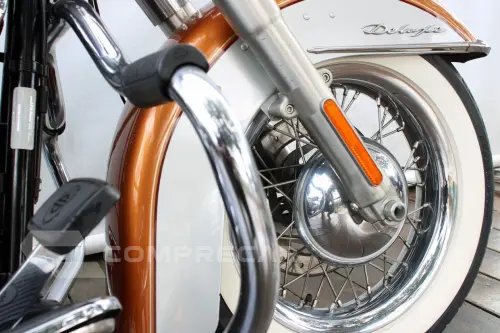 HARLEY-DAVIDSON SOFTAIL DELUXE