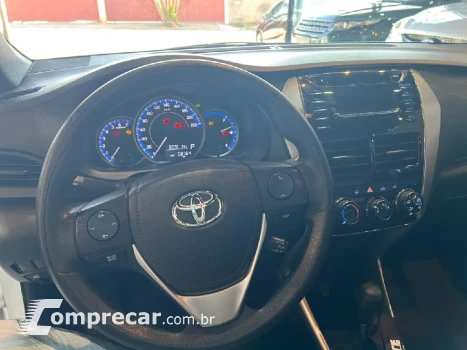 YARIS 1.5 16V FLEX SEDAN XL LIVE MULTIDRIVE