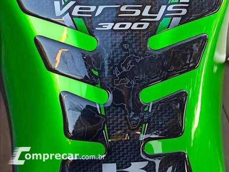 KAWASAKI VERSYS-X 300