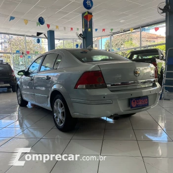 VECTRA 2.0 MPFI Elegance 8V