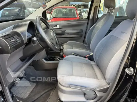 CROSSFOX - 1.6 MI 8V 4P MANUAL