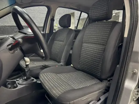 SANDERO 1.0 EXPRESSION 16V FLEX 4P MANUAL