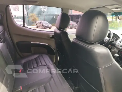L 200 Triton 3.5 V6 HPE 4X4 FLEX CABINE DUPLA