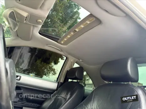 NEW BEETLE 2.0 MI 8V GASOLINA 2P TIPTRONIC