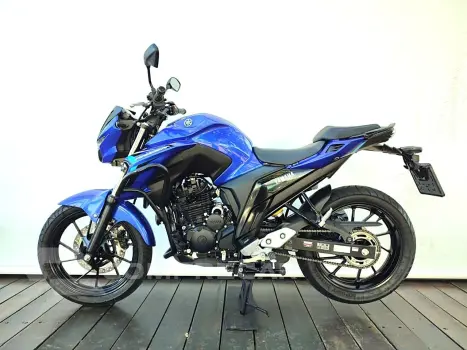 YAMAHA FZ25 FAZER ABS