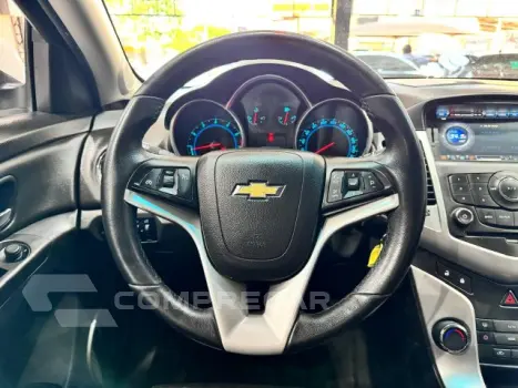 CRUZE HATCH - 1.8 LT SPORT6 16V 4P AUTOMÁTICO