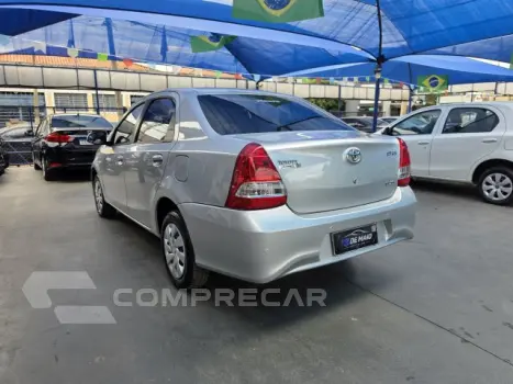 ETIOS SEDAN - 1.5 XS SEDAN 16V 4P AUTOMÁTICO