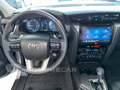 Hilux SW4 SRX platinum