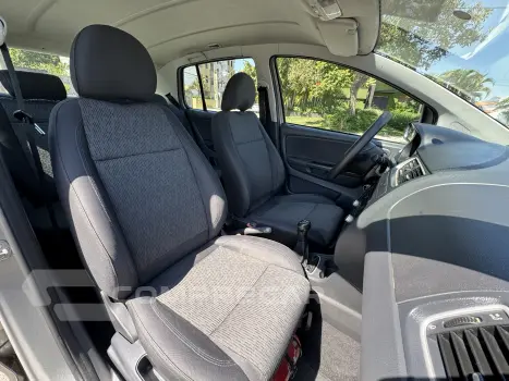 FOX 1.6 MI Trendline 8V