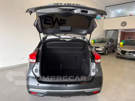 KICKS SV 1.6 16V FlexStar 5p Aut.